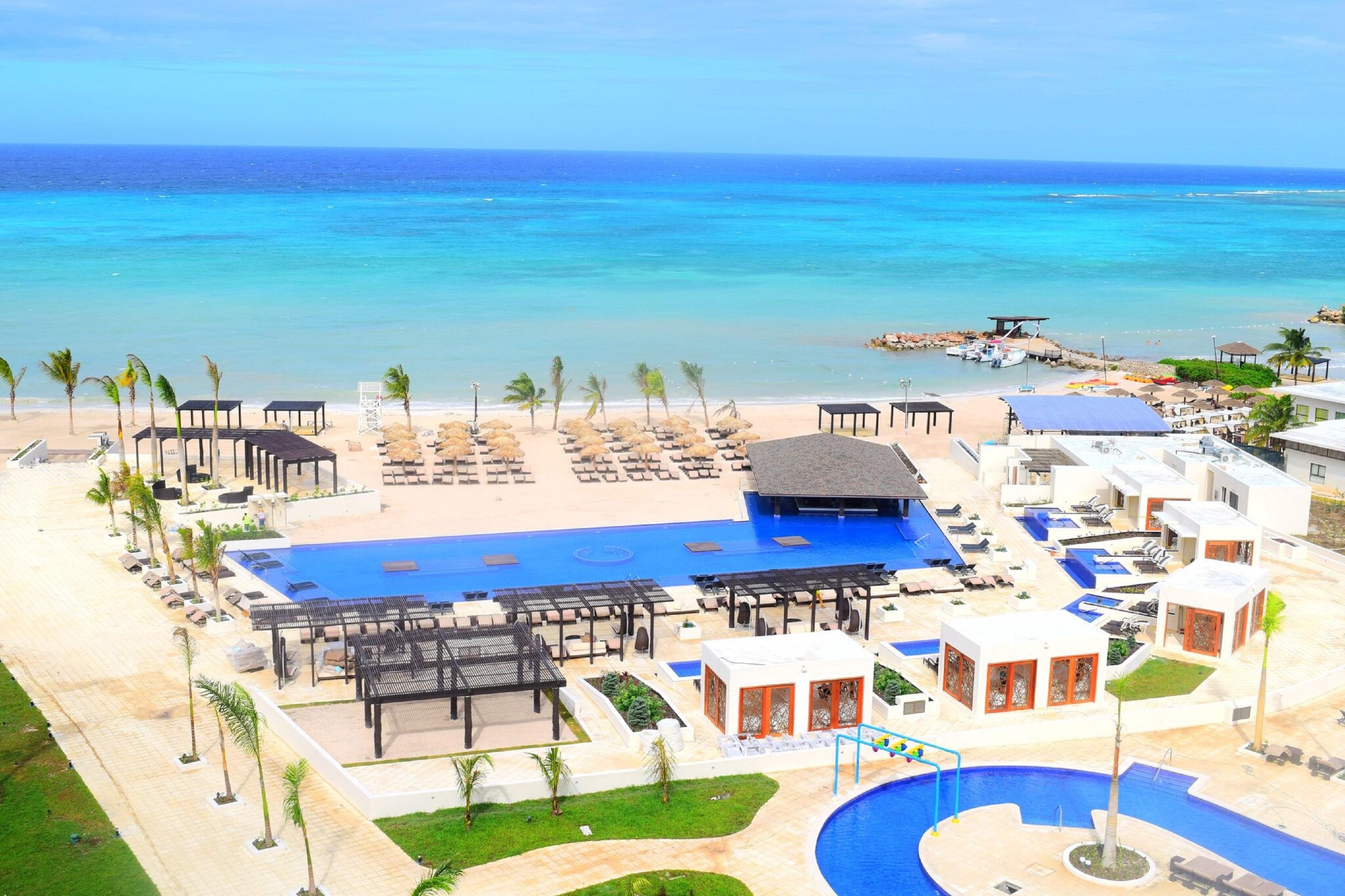 Royalton Blue Waters Montego Bay, An Autograph Collection All-Inclusive Resort Falmouth Exterior photo